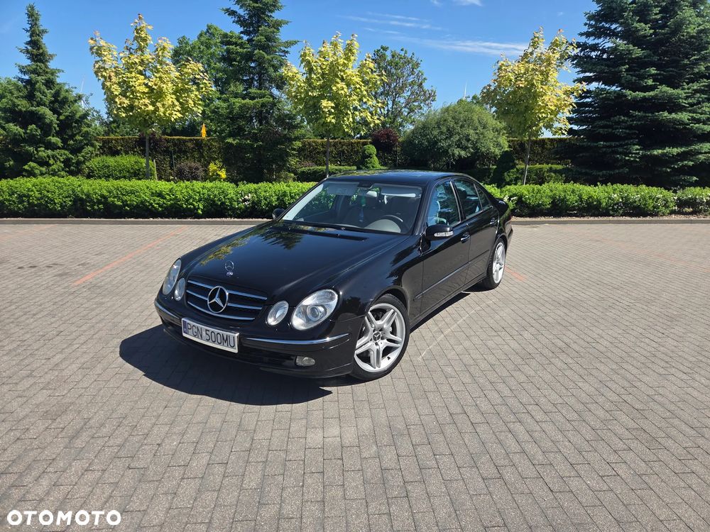 Mercedes-Benz Klasa E 500 4Matic Automatik Avantgarde - 4