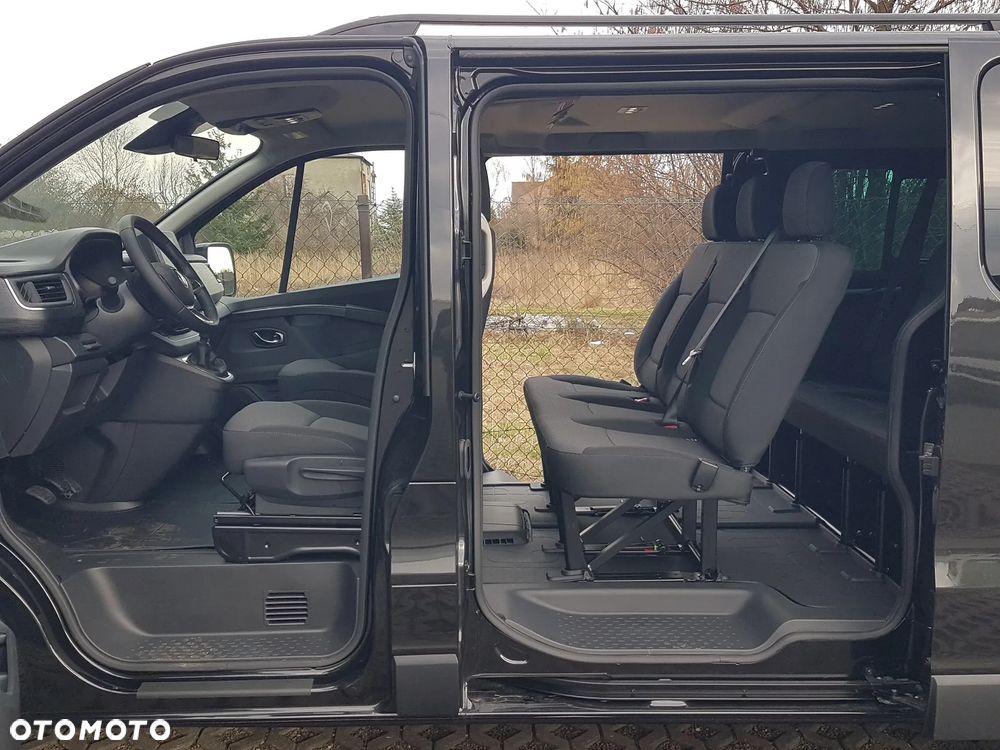 Renault Trafic - 18