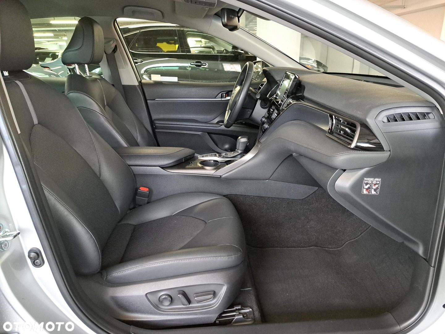 Toyota Camry 2.5 Hybrid Comfort CVT - 15