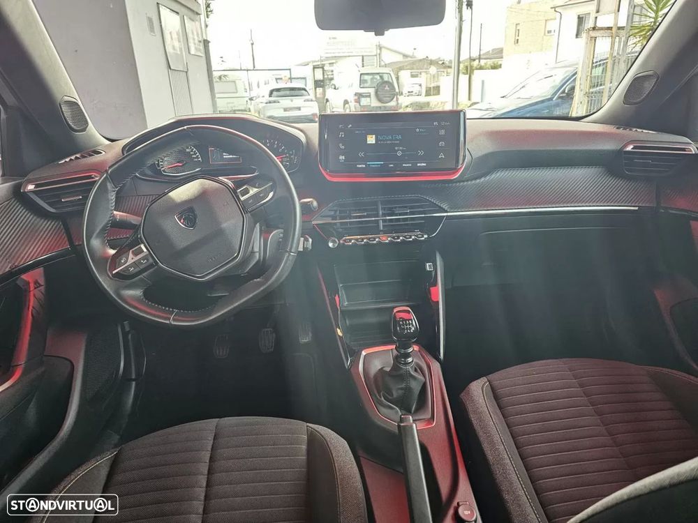 Peugeot 2008 1.2 PureTech Active Pack - 10