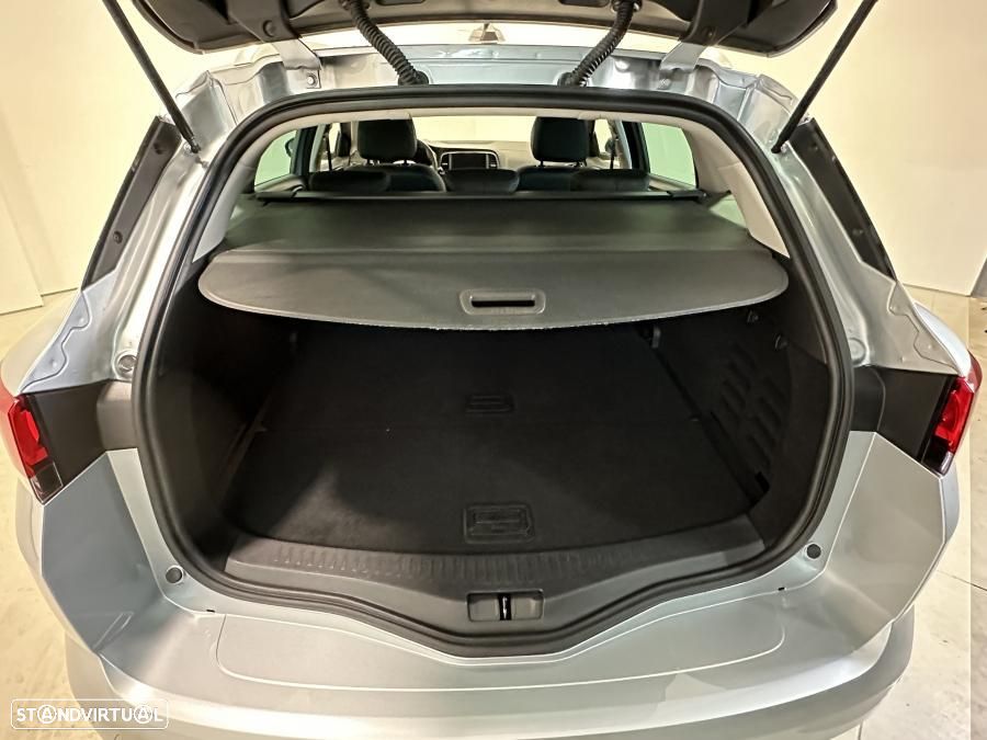 Renault Mégane Sport Tourer - 33