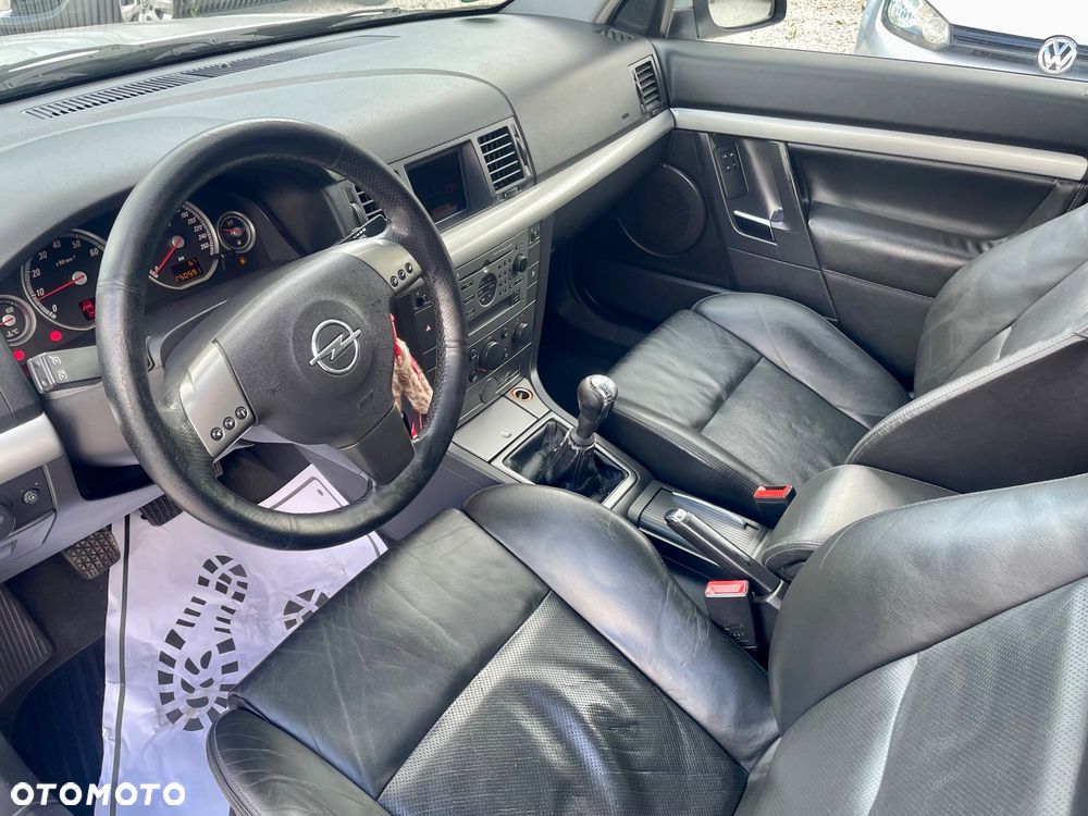 Opel Vectra 3.2 V6 GTS - 27