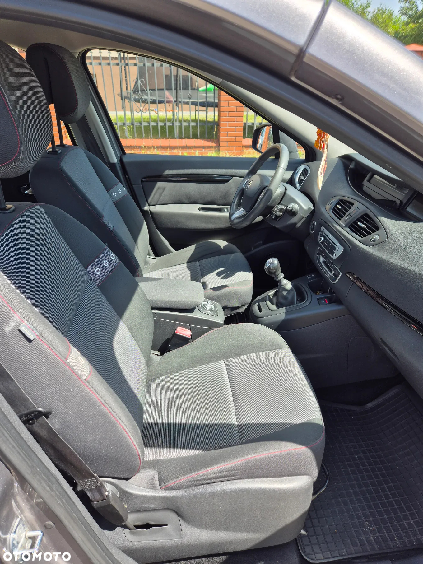 Renault Scenic 1.5 dCi Life - 14