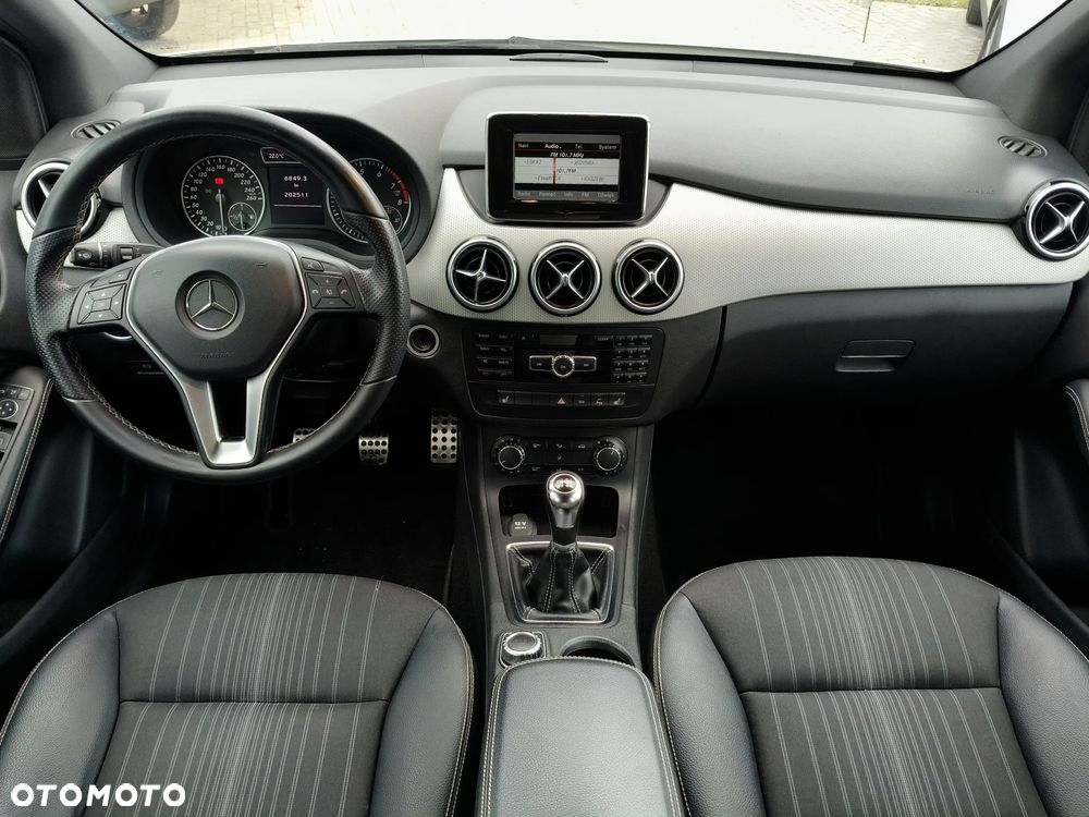 Mercedes-Benz Klasa B 200 Urban - 12