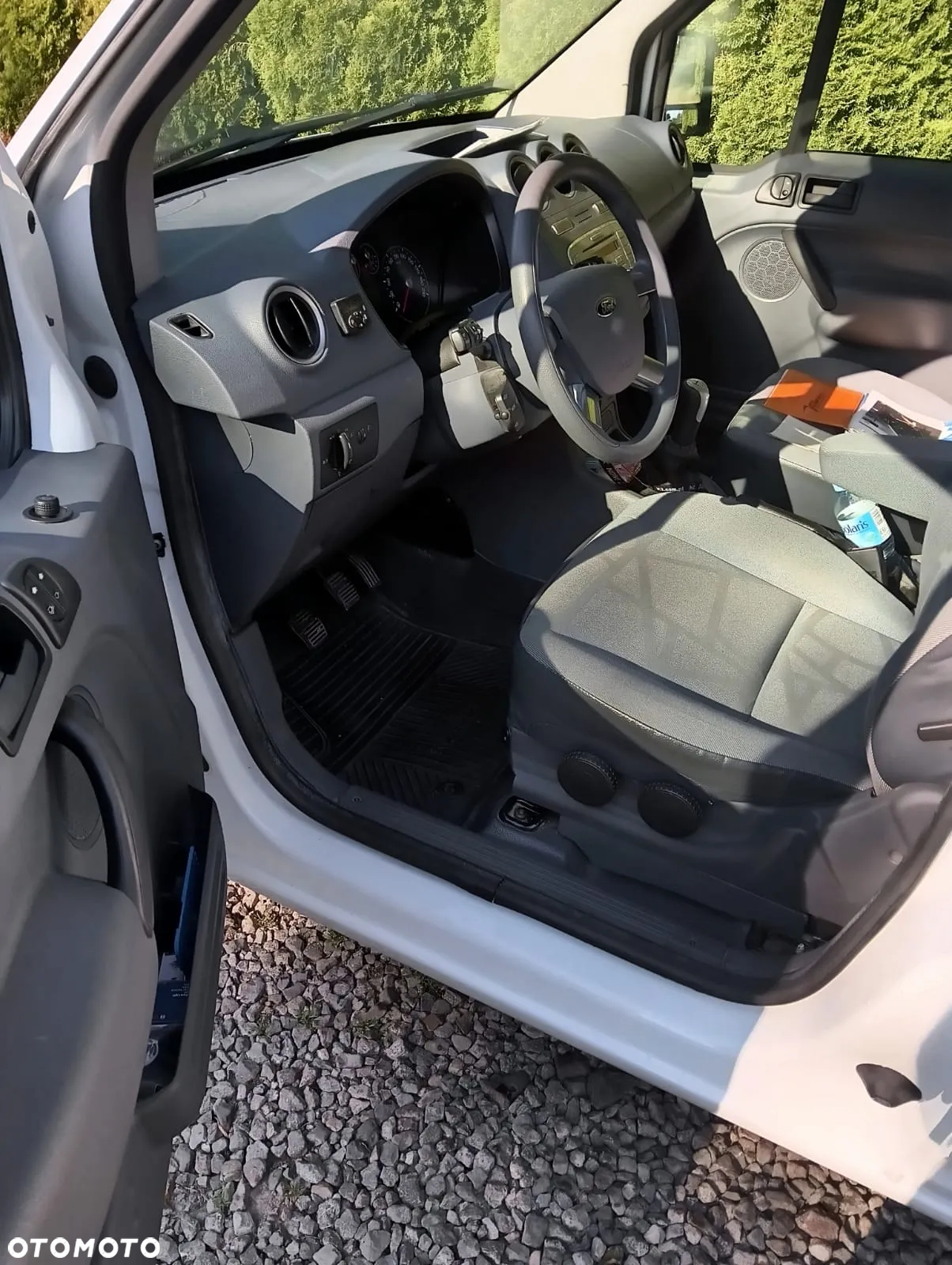 Ford Transit Connect 230 LWB Van - 17