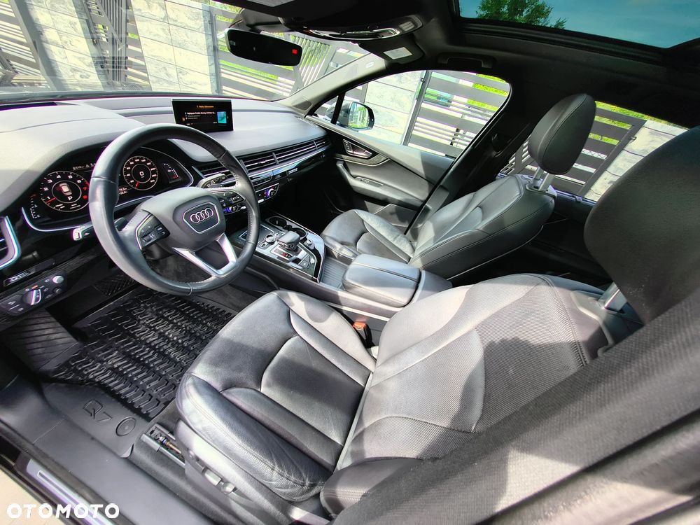 Audi Q7 - 13