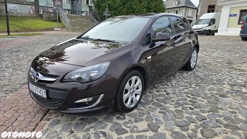 Opel Astra 1.4 Turbo - 15