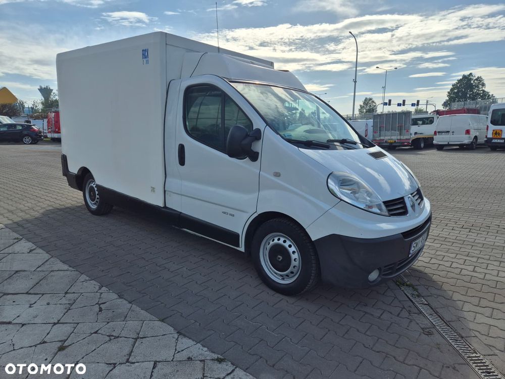 Renault Trafic 115KM / CHŁODNIA IZOTERMA / THERMO KING / PO SERWISACH / GOTOWY DO PRACY / WTYCZKA ZEWNĘTRZNA / 3 MIEJSCA / BEZWYPADKOWY - 5