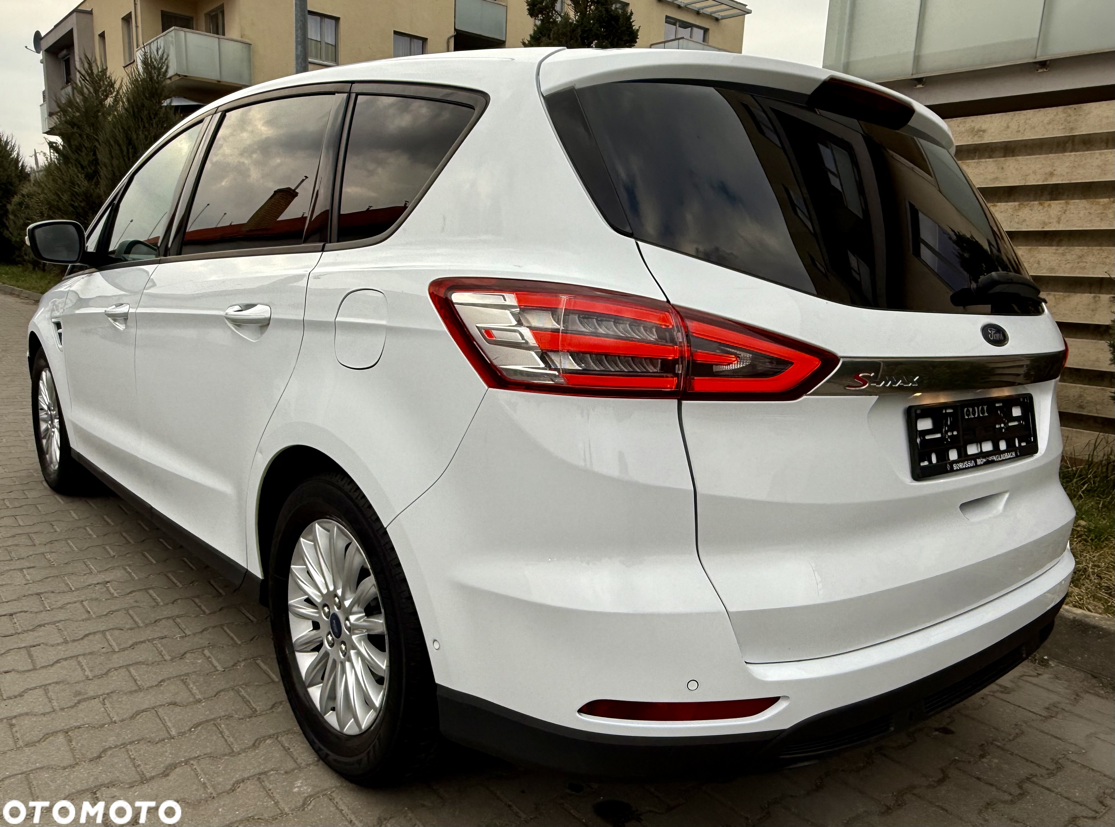 Ford S-Max 2.0 TDCi Trend PowerShift - 4