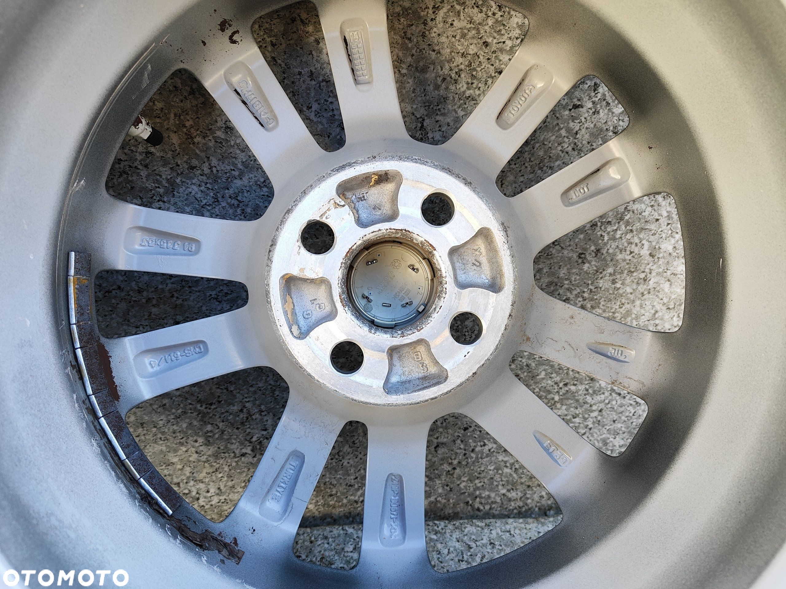 KOŁA FELGI OPONY Toyota Yaris III 5.0" x 15" 4x100 ET 39 175/65 R15 - 5