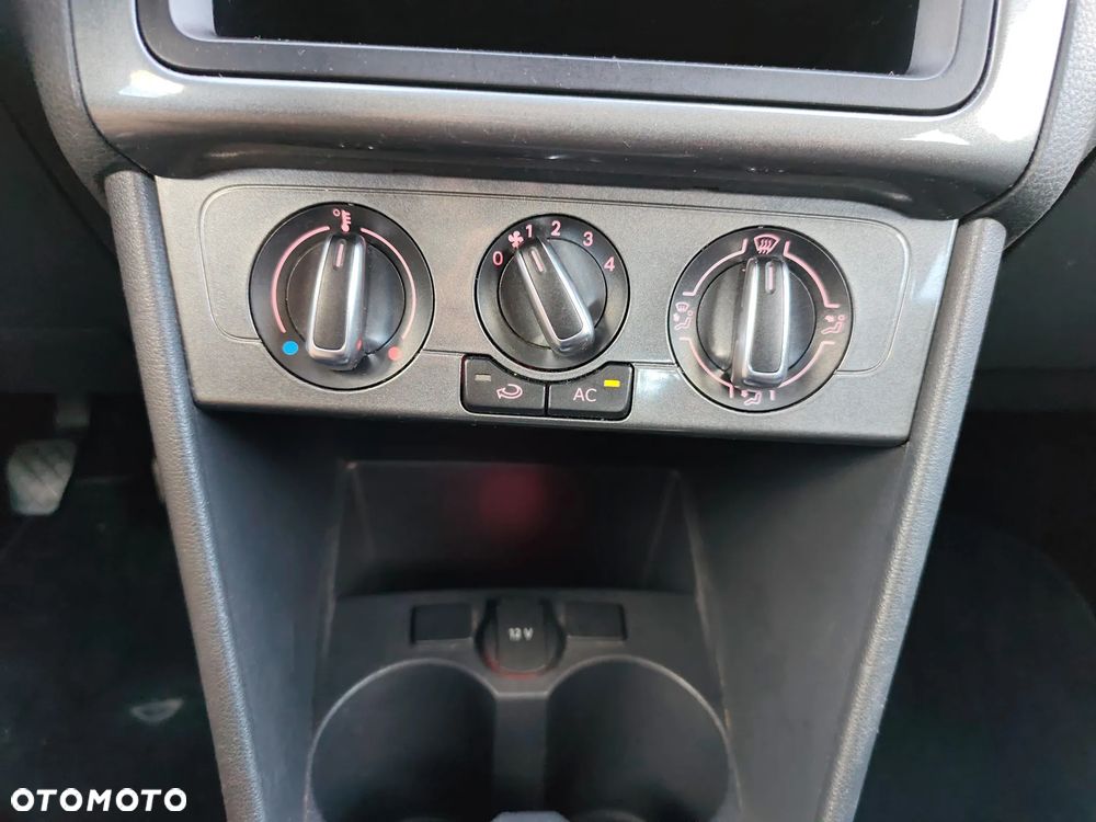 Volkswagen Polo 1.4 16V Comfortline CityLine - 24