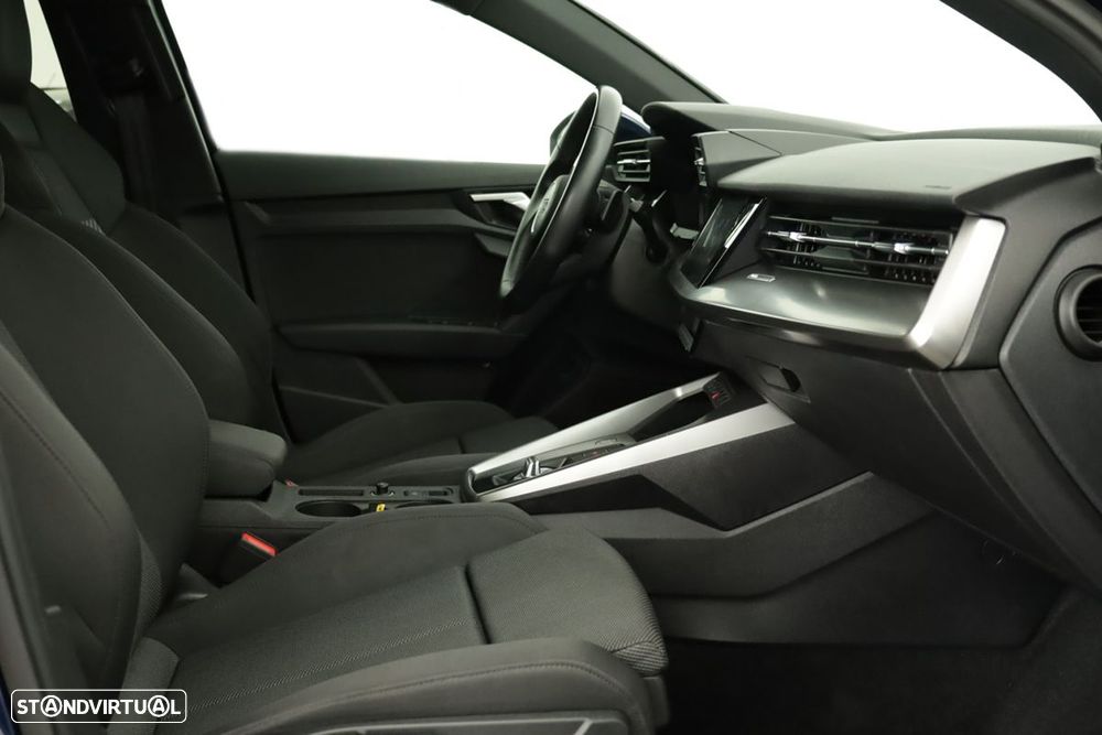 Audi A3 Sportback 45 TFSIe S line - 22