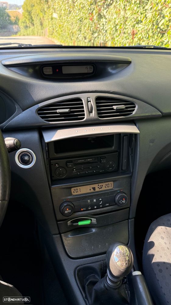 Renault Laguna 1.9 dCi Dynamique - 24