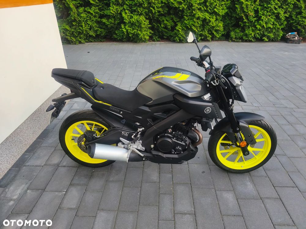 Yamaha MT - 2