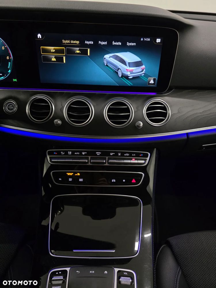 Mercedes-Benz Klasa E 300 de 4-Matic Exclusive - 14