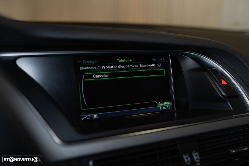 Audi A4 2.0 TDI Advance - 28