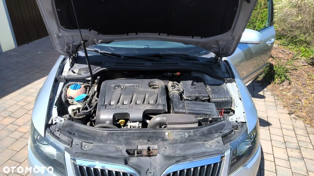Skoda Superb 2.0 TDI Active - 6