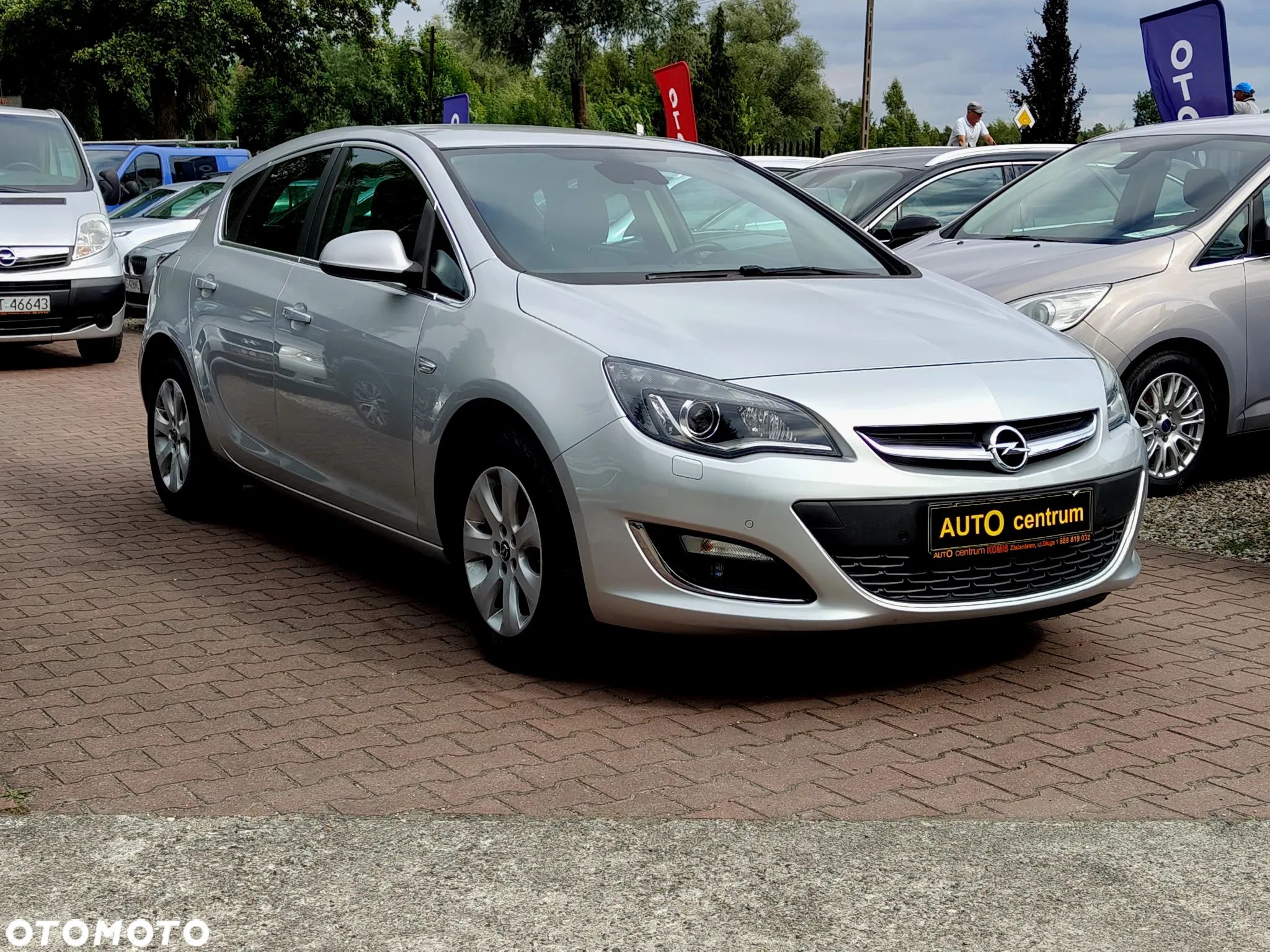 Opel Astra 1.4 Turbo Cosmo - 1