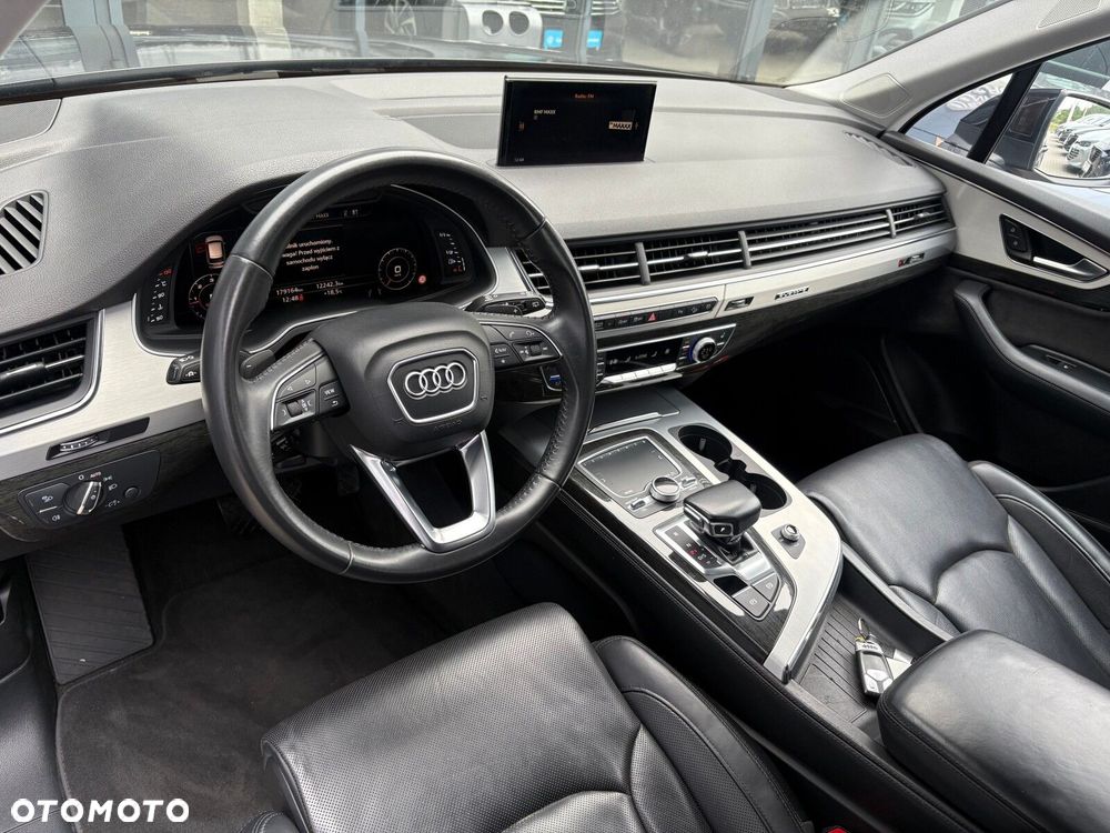 Audi Q7 - 12