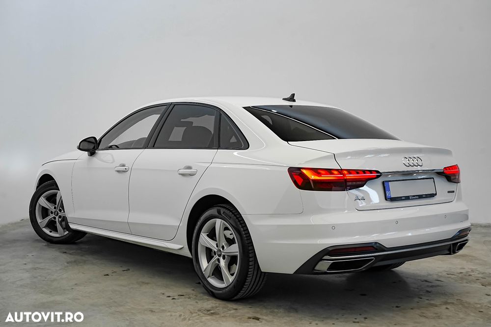 Audi A4 Avant 2.0 40 TDI quattro S tronic MHEV Advanced - 8