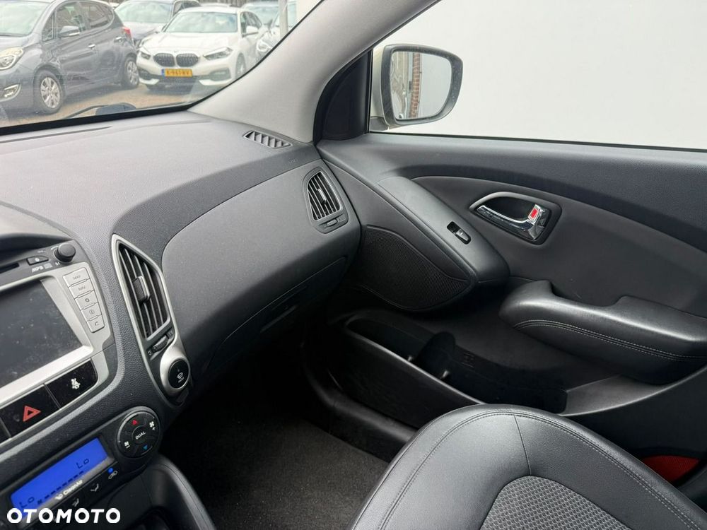 Hyundai ix35 - 12