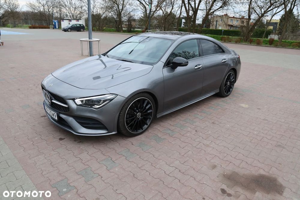 Mercedes-Benz CLA 220 4-Matic AMG Line 7G-DCT - 31