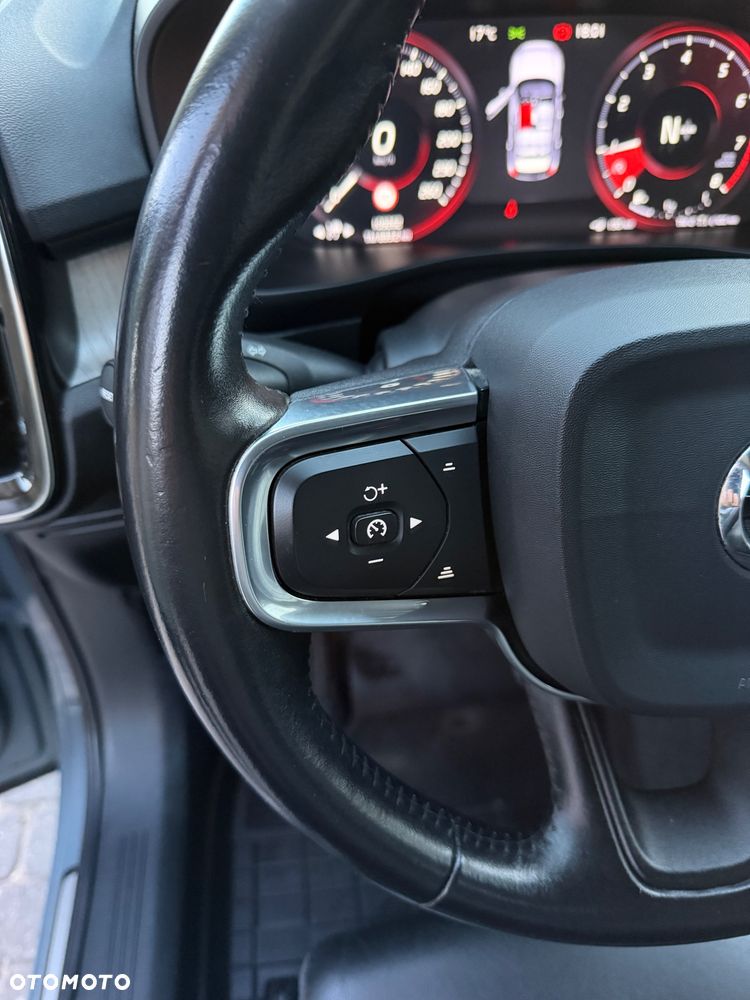 Volvo XC 40 T3 Inscription - 13