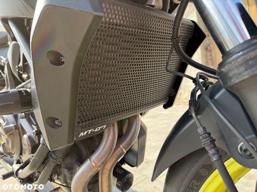 Yamaha MT - 6