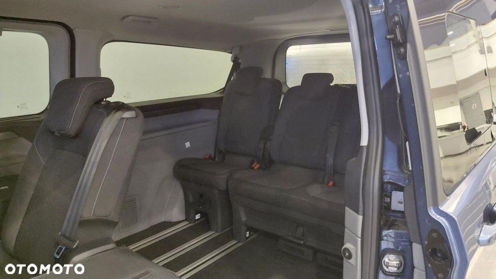 Ford Tourneo Custom - 6