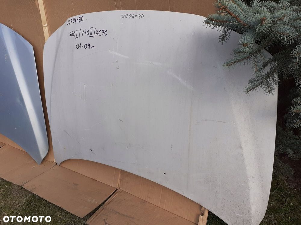 Volvo OE 30796490 maska silnika V70 II S60 I 01-09 - 5