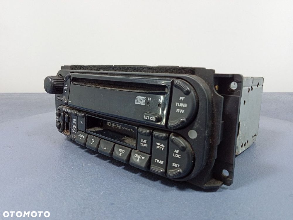 VOYAGER CARAVAN IV RADIO CD KASETY OEM P56038585AO - 2