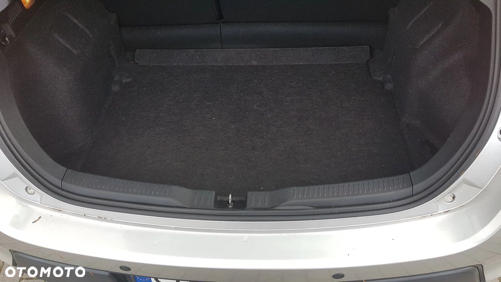 Toyota Auris 1.33 VVT-i Active - 5