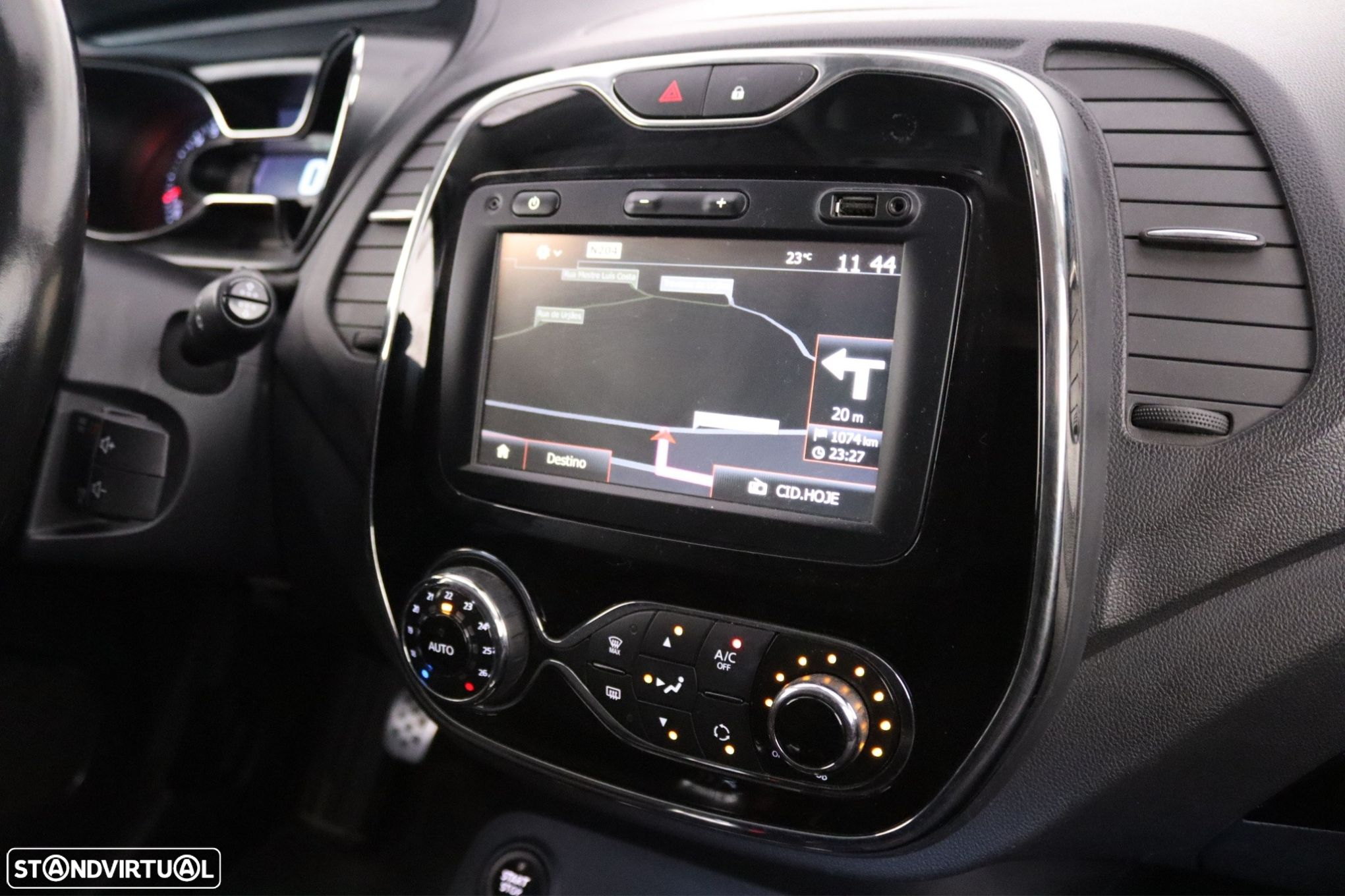 Renault Captur (ENERGY) TCe 90 INTENS - 6