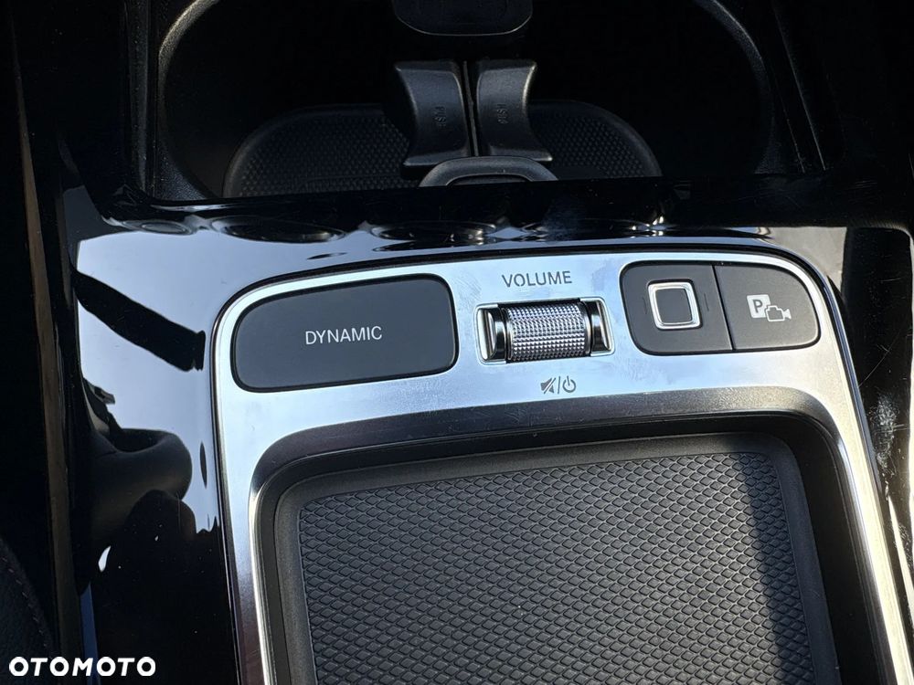 Mercedes-Benz CLA 200 mHEV 7G-DCT - 36