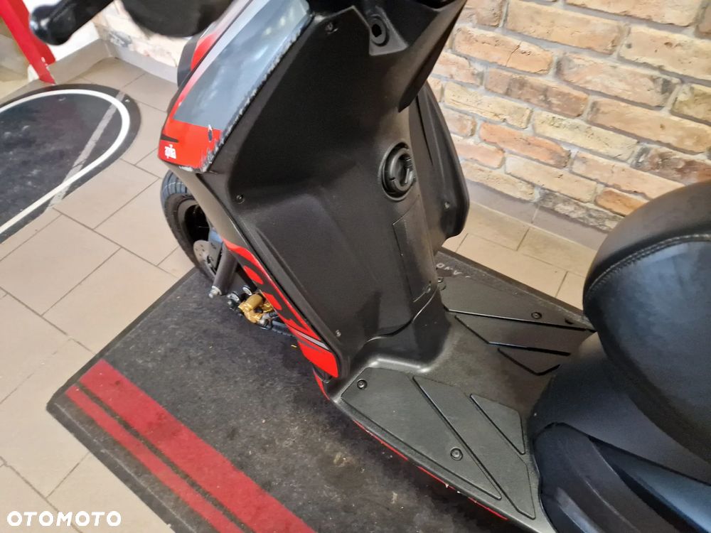 Aprilia SR - 31