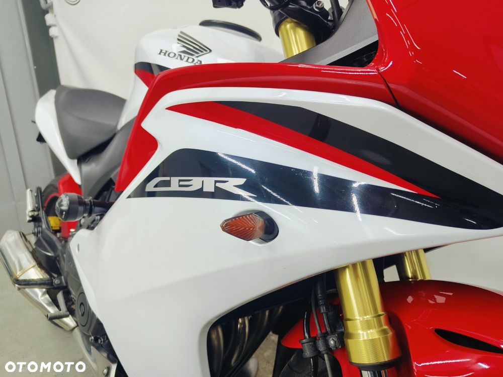 Honda CBR - 7