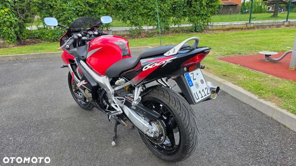Honda CBR - 6