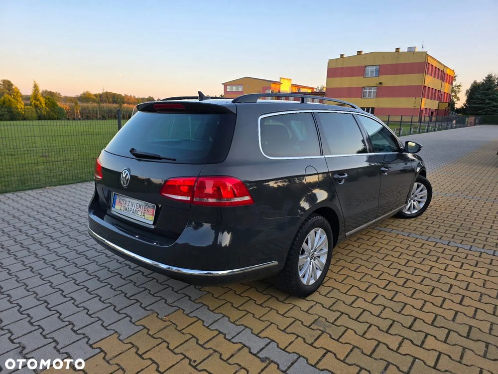 Volkswagen Passat 1.6 TDI Comfortline - 6