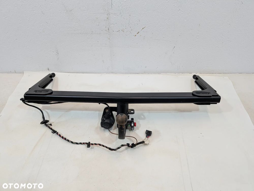 SKODA YETI 5L LIFT HAK HOLOWNICZY ODPINANY ORYGINAŁ 5L0804875E - 1
