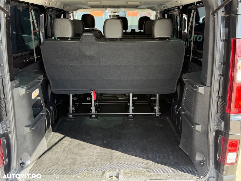 Renault Trafic - 19