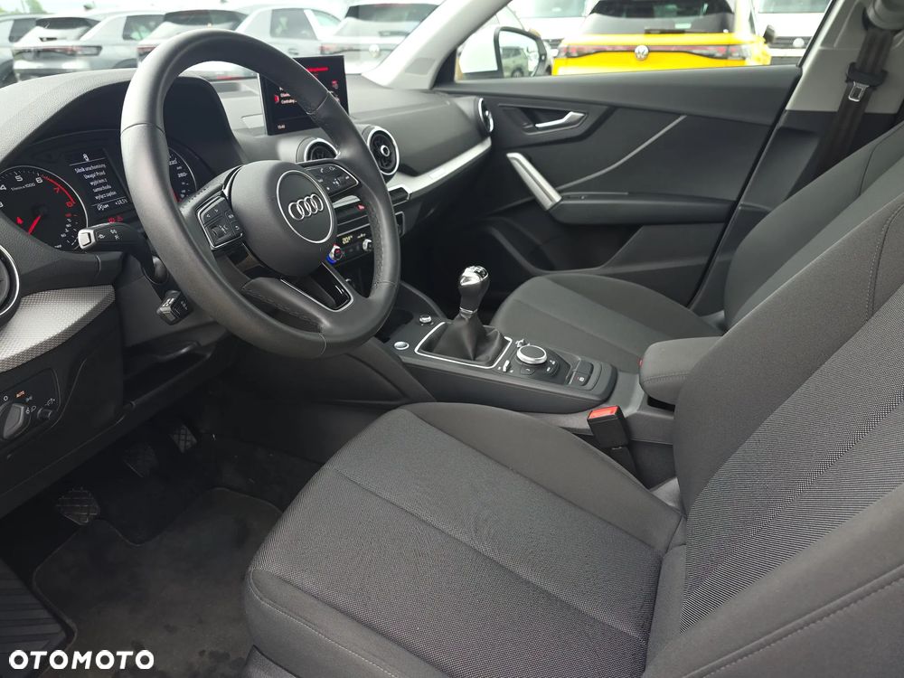 Audi Q2 30 TFSI - 11