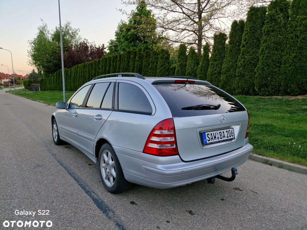 Mercedes-Benz Klasa C 200 CDI Automatik Avantgarde Sport Edition - 31
