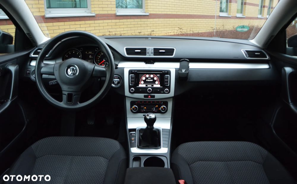 Volkswagen Passat - 7