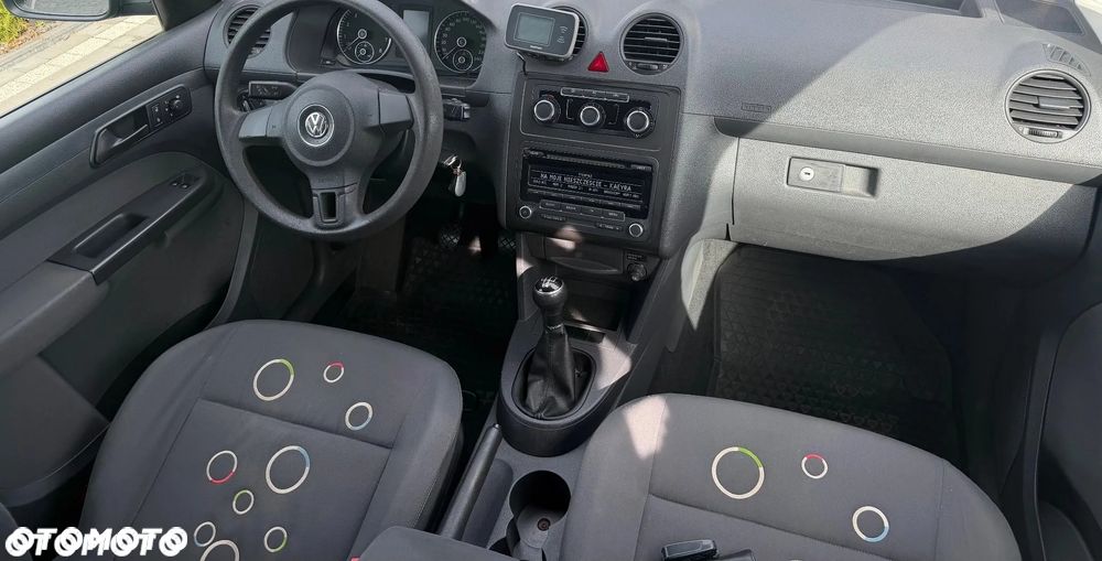 Volkswagen Caddy - 10