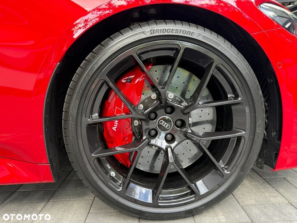 Audi RS5 Avant - 10