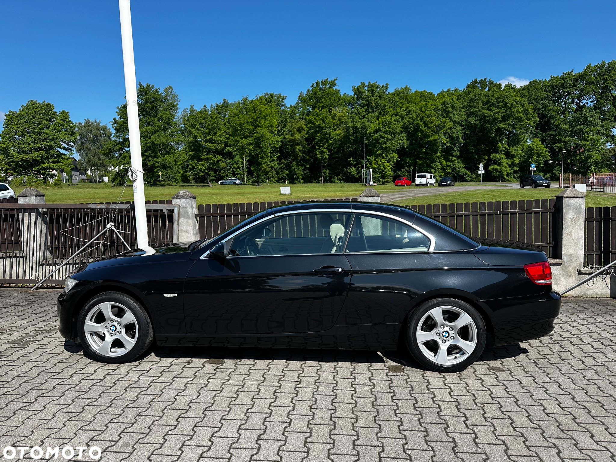 BMW Seria 3 320i Cabrio Edition Exclusive - 23