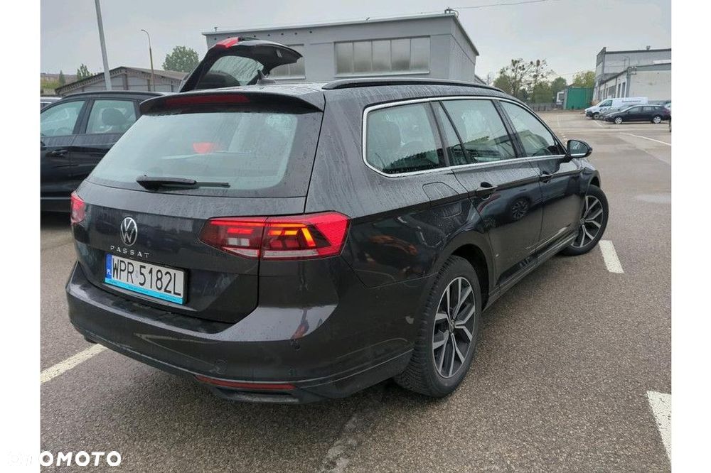 Volkswagen Passat Variant 1.5 TSI EVO Business DSG - 3