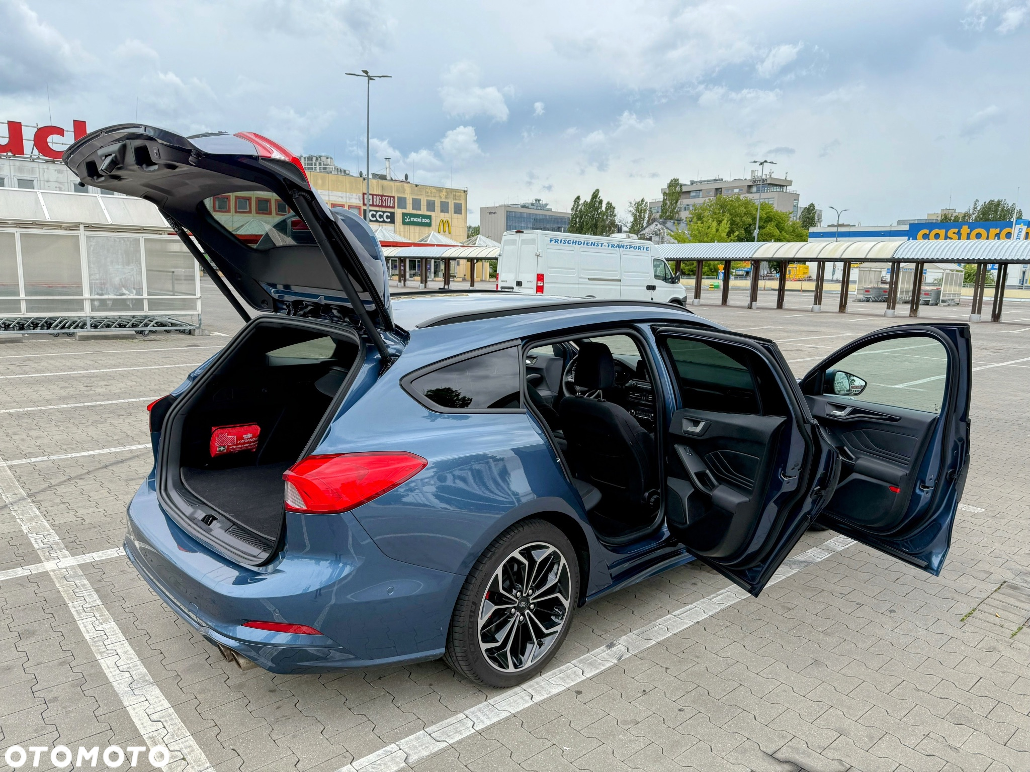 Ford Focus 1.5 EcoBoost ST-Line X - 6