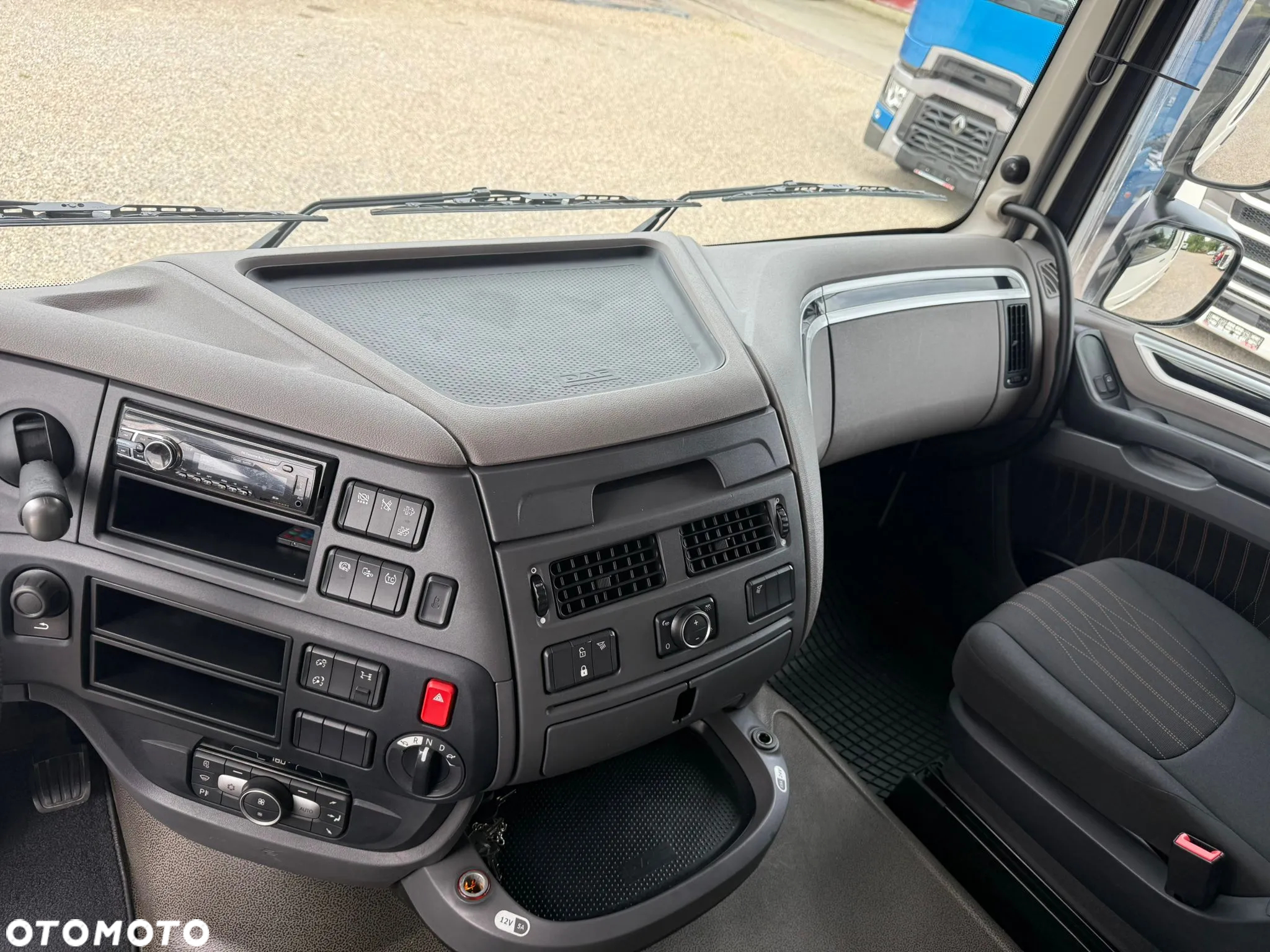 DAF XF 480 SUPERSPACECAB // SLIMCOOL //  XENON // STANDARD // - 32