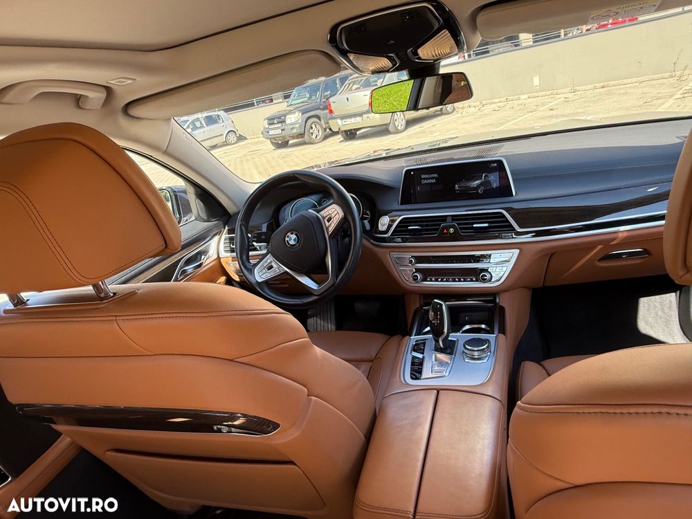 BMW Seria 7 730d xDrive - 9